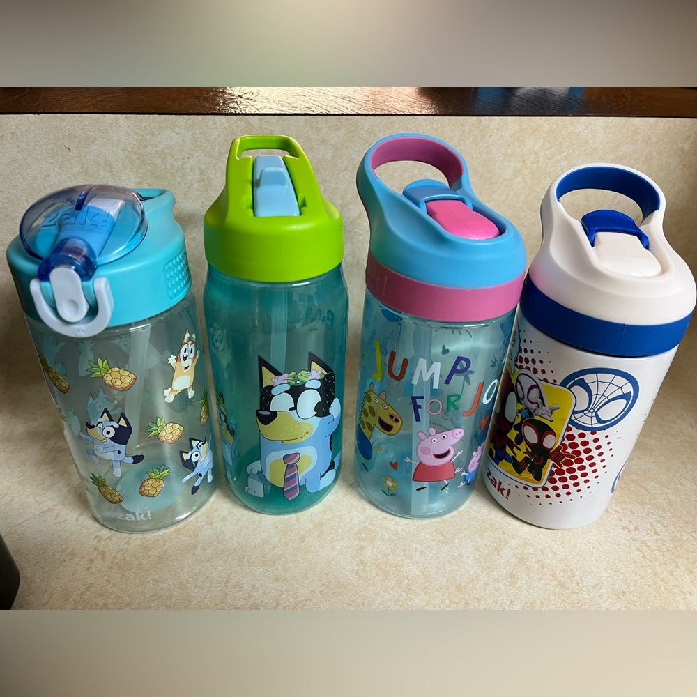 Colorful Kids Water Bottles Set
